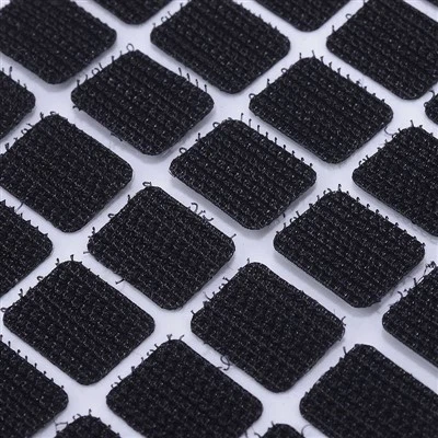 Les crochets et boucles adhésifs Ovals sont-ils résistants aux produits chimiques ?